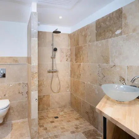 Appartement Longue Vie Au Roi - Vue Enchanteresse