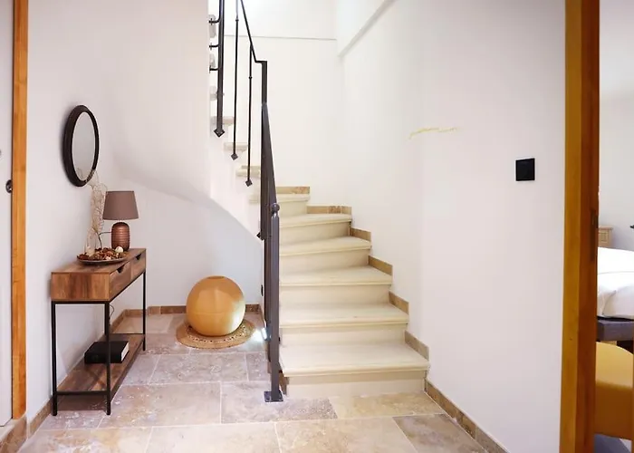 Longue Vie Au Roi - Vue Enchanteresse Apartment *