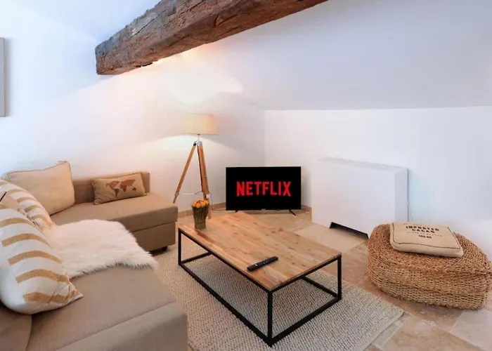 Longue Vie Au Roi - Vue Enchanteresse